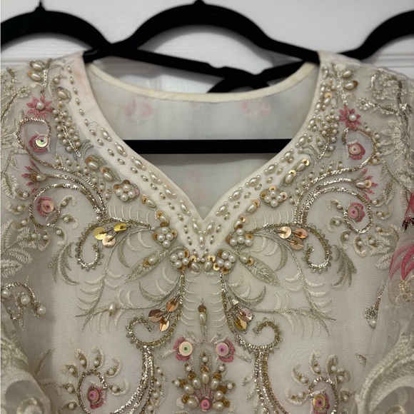 Maria B 3 piece suit (fancy) - Picture 4 of 9